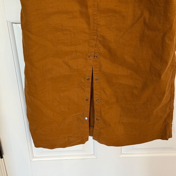 A Day v-neck snap front Dress brown 45090 - Picture 4 of 11